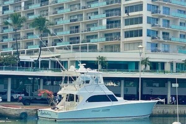 Limitless — 51' Post Convertible